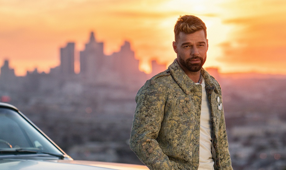 Ricky Martin lança o tão esperado single e video “Otra Noche En L.A.”