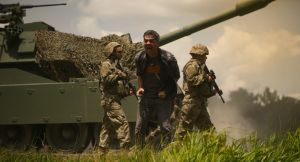 image Wagner Moura e Kirsten Dunst em 'Guerra Civil'